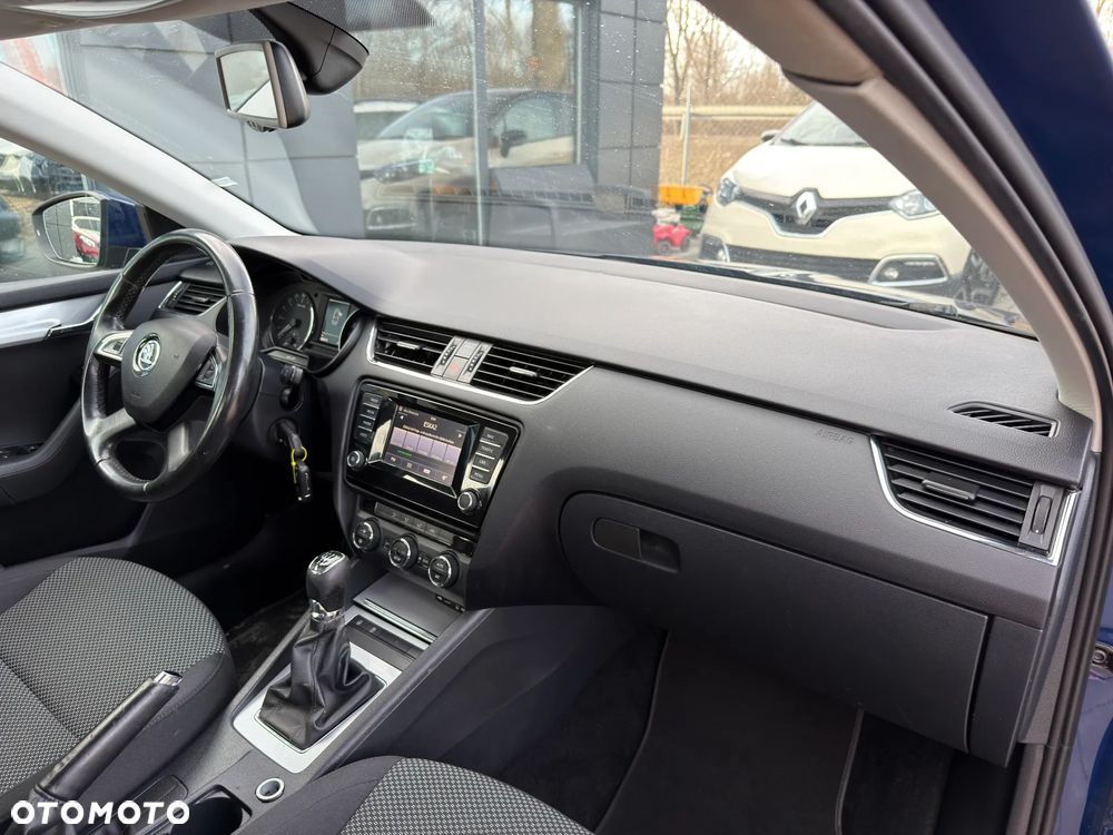 Skoda Octavia 1.6 TDI Drive - 28