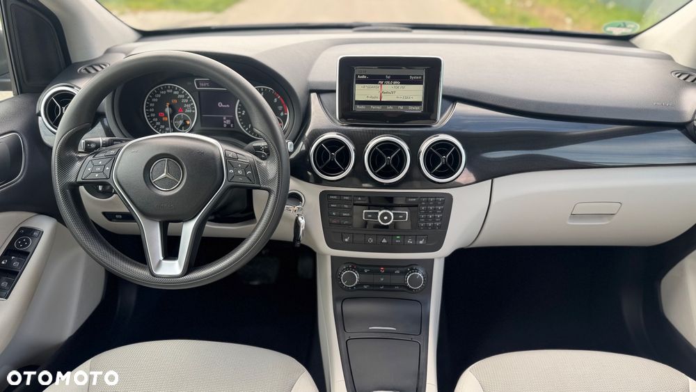 Mercedes-Benz Klasa B 180 (CDI) d 7G-DCT Style - 29