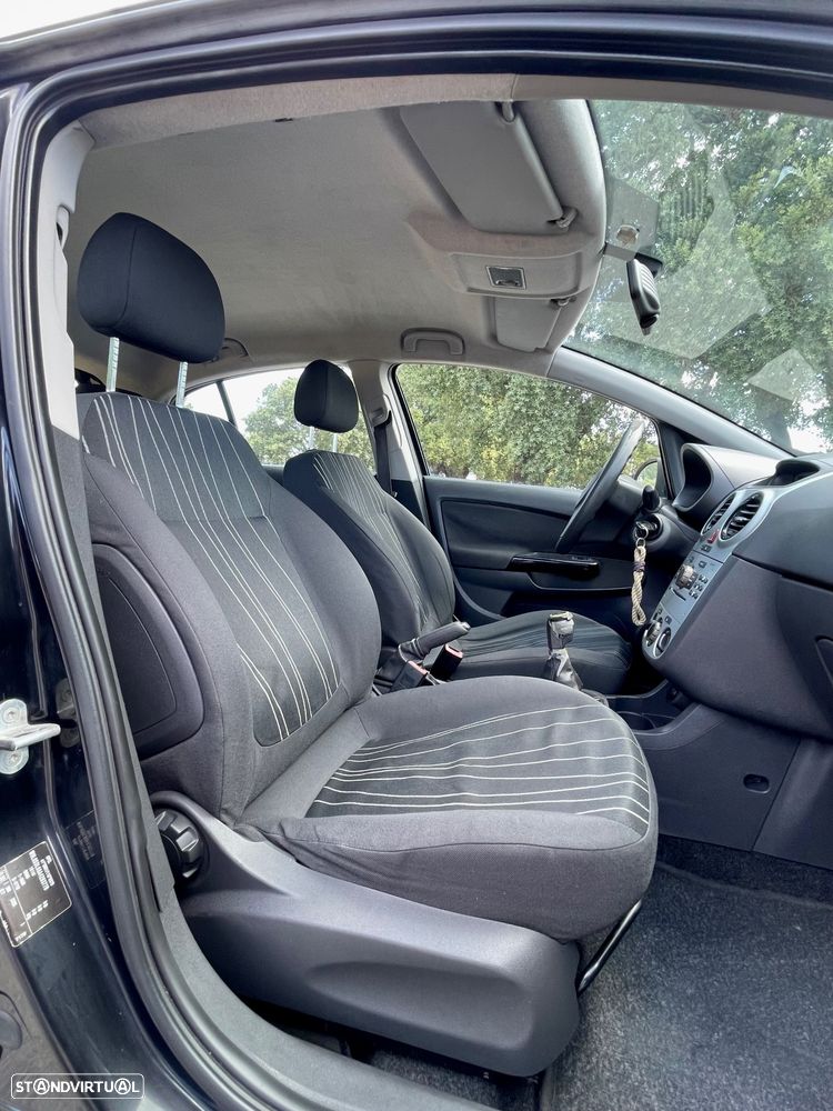 Opel Corsa 1.3 CDTi Enjoy - 12