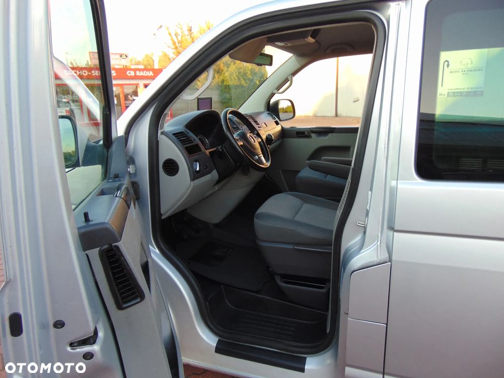 Volkswagen Transporter T5 TDI L2H1 - 23