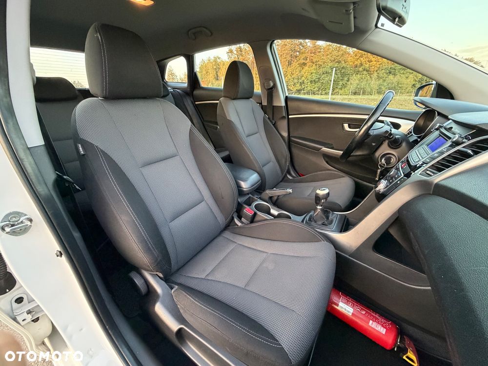 Hyundai i30 1.6 CRDi Classic - 10