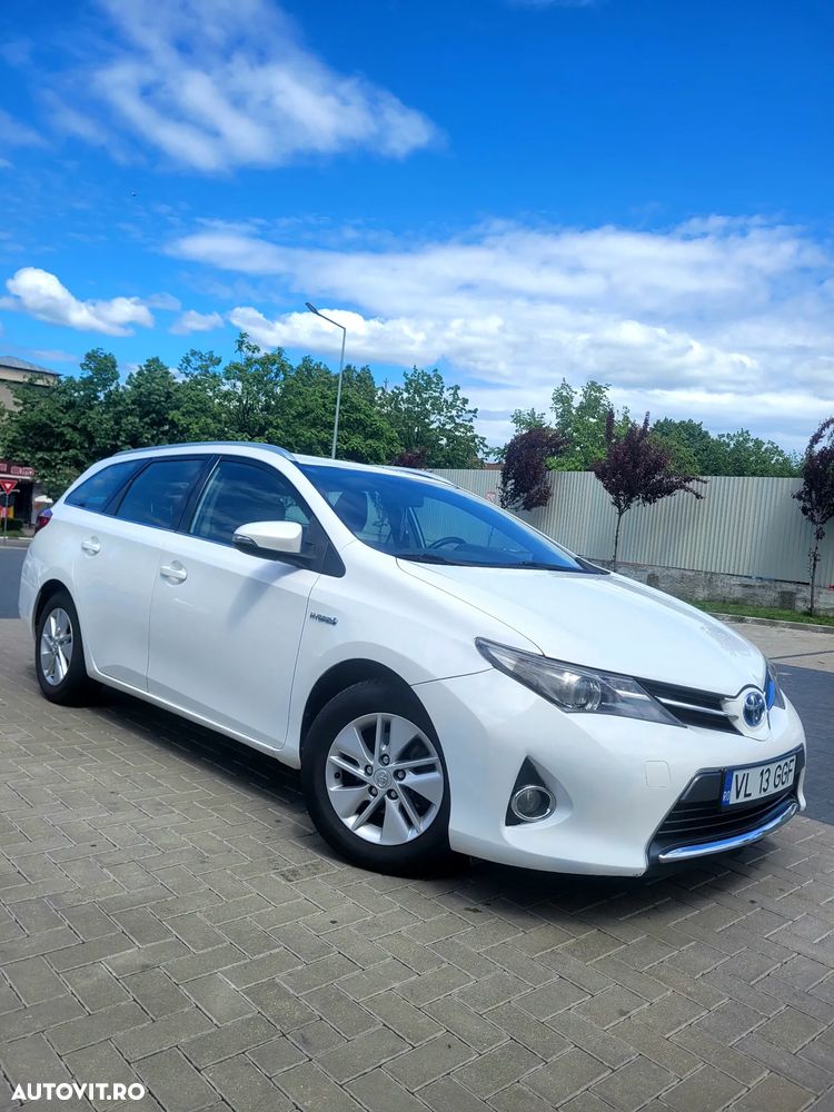 Toyota Auris - 2