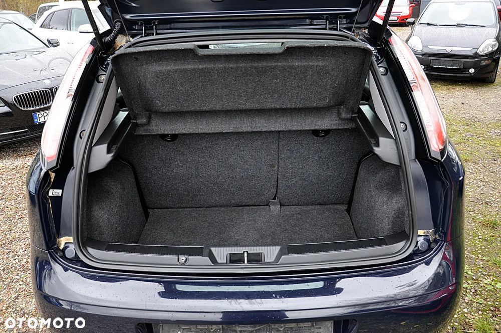 Fiat Punto 1.4 Multiair Lounge S&S - 28