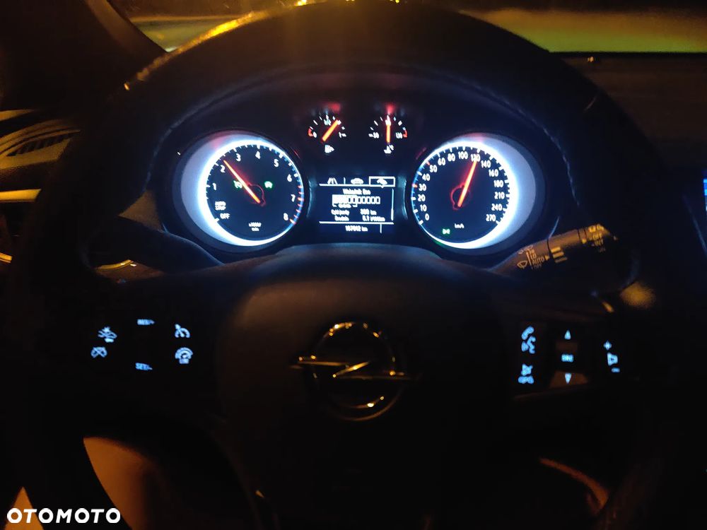 Opel Astra 1.2 T GS Line S&S - 27
