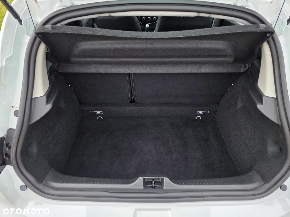 Renault Clio 1.2 16V 75 Limited - 18