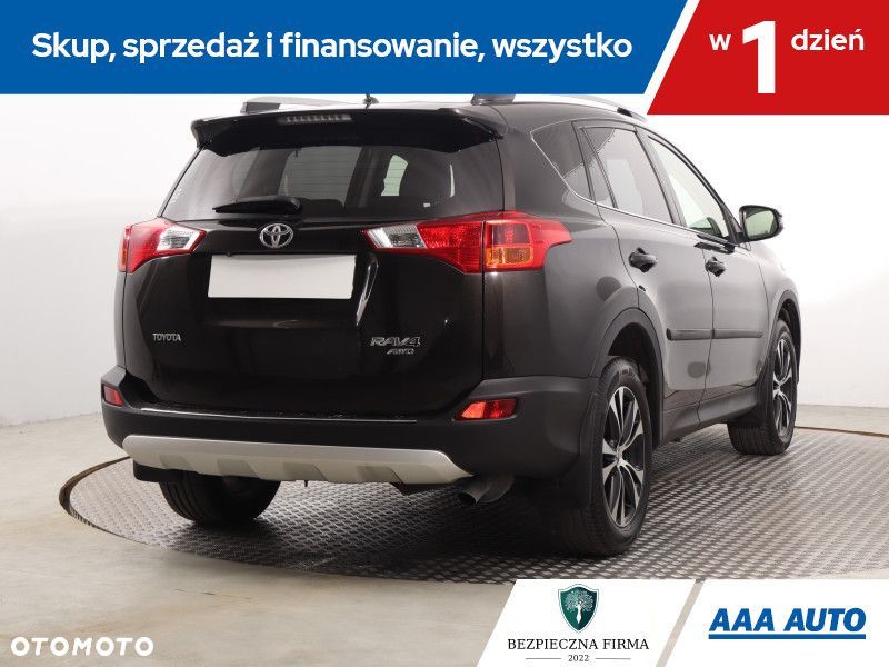 Toyota RAV4 - 6
