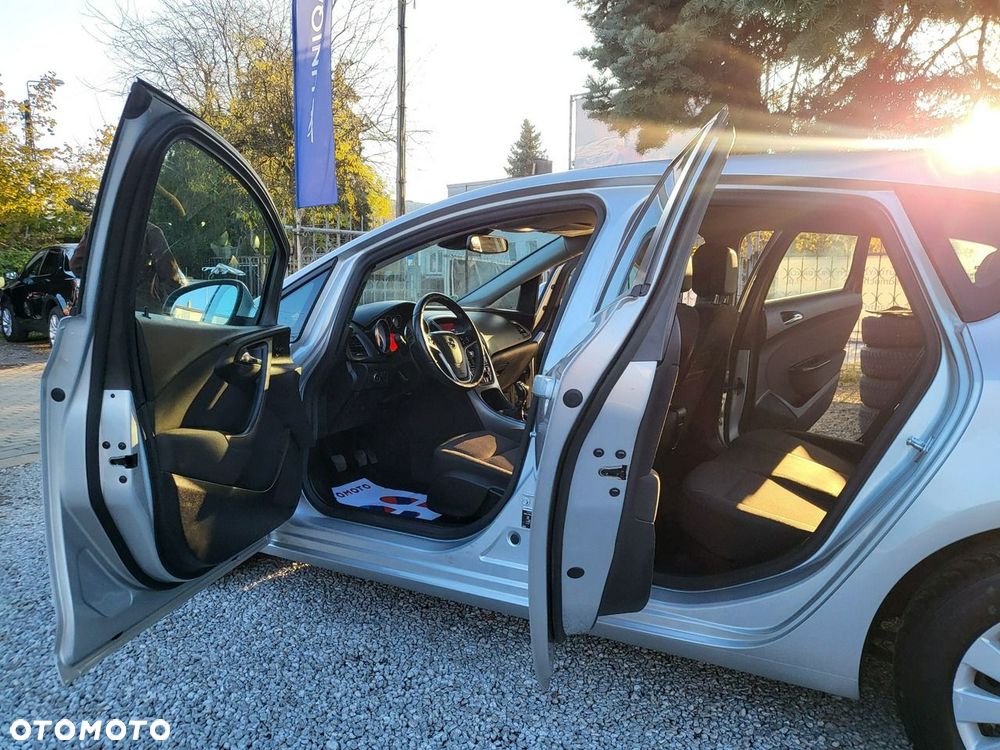 Opel Astra - 17