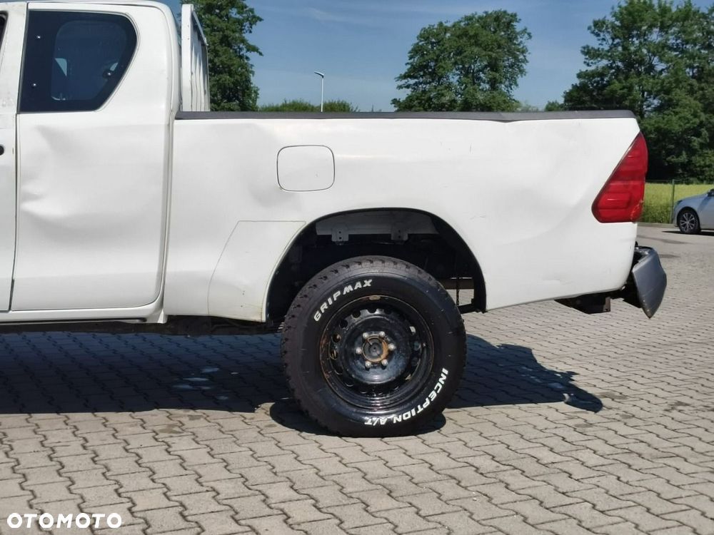 Toyota Hilux - 6