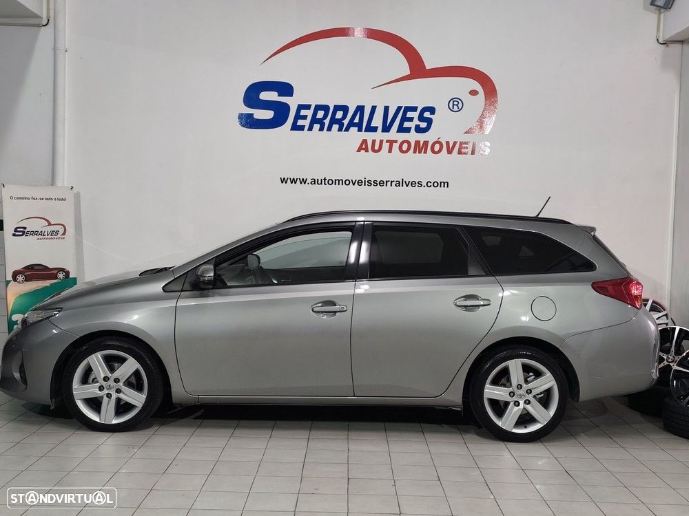 Toyota Auris Touring Sports - 4