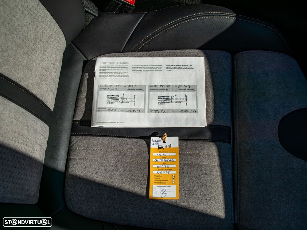 Peugeot 3008 1.6 Hybrid4 GT Pack e-EAT8 - 48