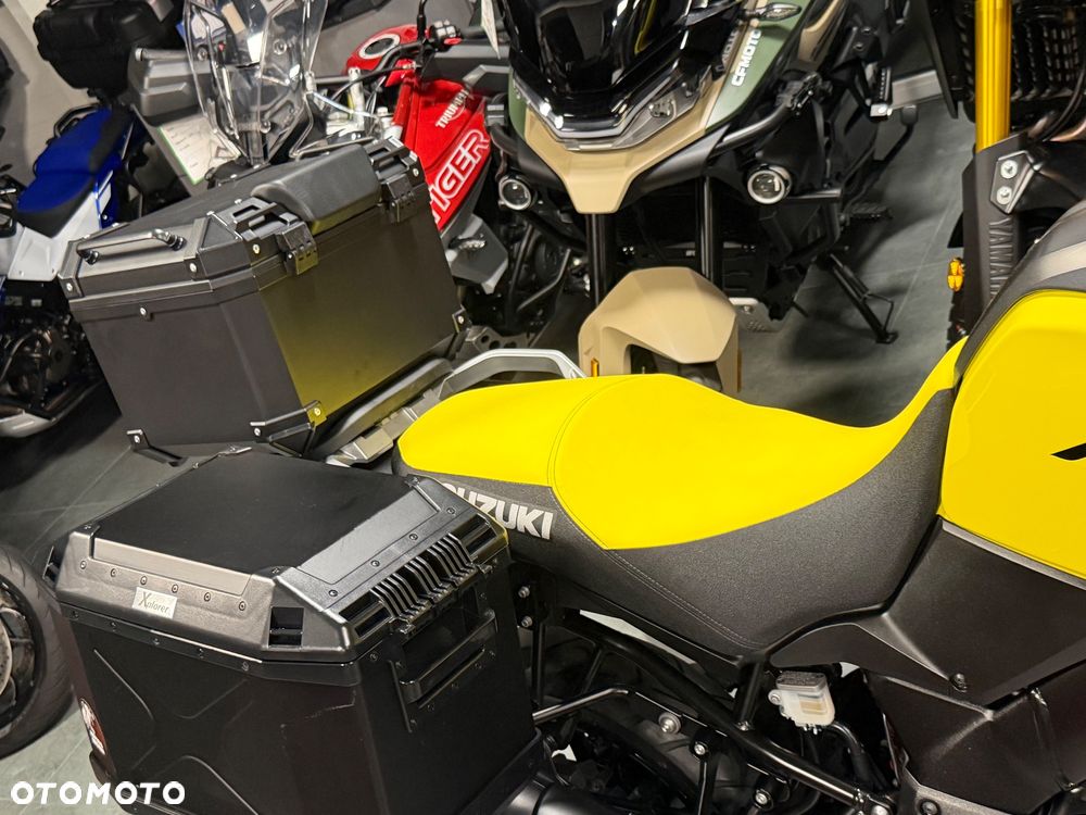 Suzuki V-STROM - 12