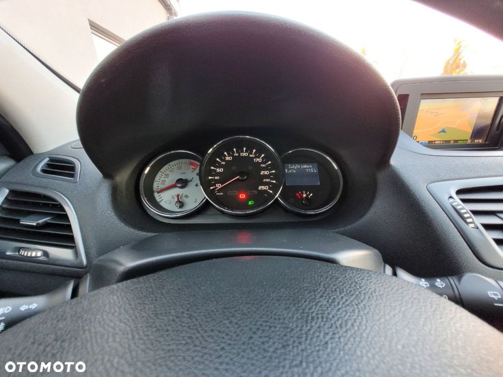 Renault Megane TCe 180 GT - 24