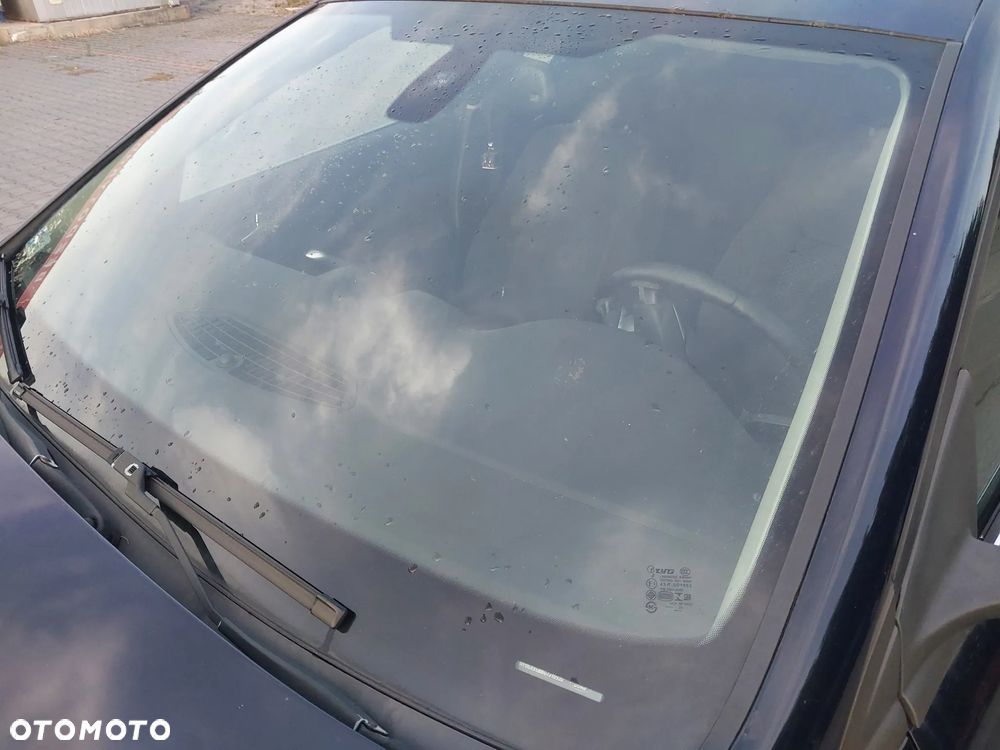 Ford Mondeo Mk4 MK IV GHIA KOMBI silnik 2.0 TDCI 130KM skrzynia biegów 6B sprzęgło dwumasa drzwi lewe prawe klapa zderzak tył tylny lusterko błotnik kolor V6 hak holowniczy grzane fotele przewody pompa wspomagania podsufitka blenda osłona maglownica zwrotnica tłumik wydech boczek drzwi szyba mechanizm szyba kokpit pulpit zegary zestaw startowy silnika sterownik wiązka CAŁY NA CZĘŚCI WSZYSTKIE CZĘŚCI - 17
