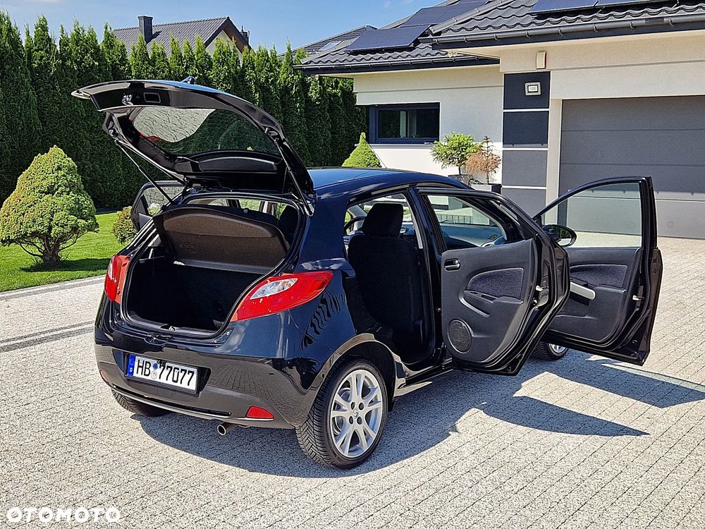 Mazda 2 1.3 Exclusive - 12