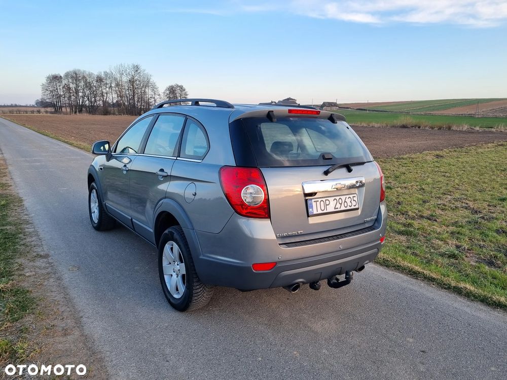 Chevrolet Captiva 2.4 2WD LT - 14