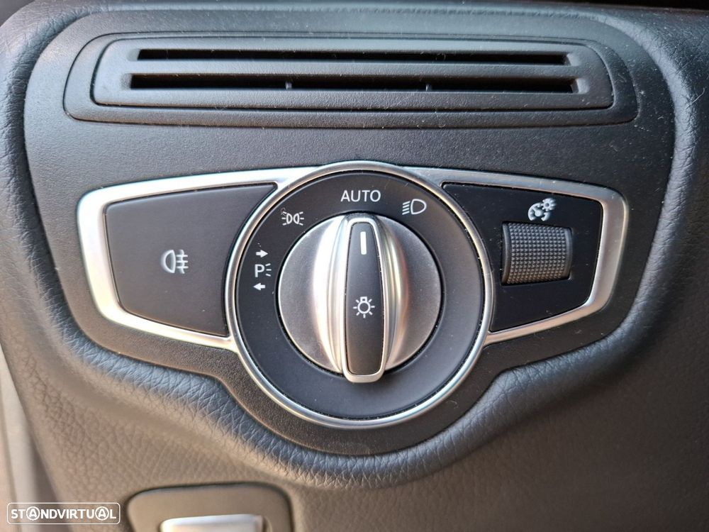 Mercedes-Benz V 250 d Longo Avantgarde - 19