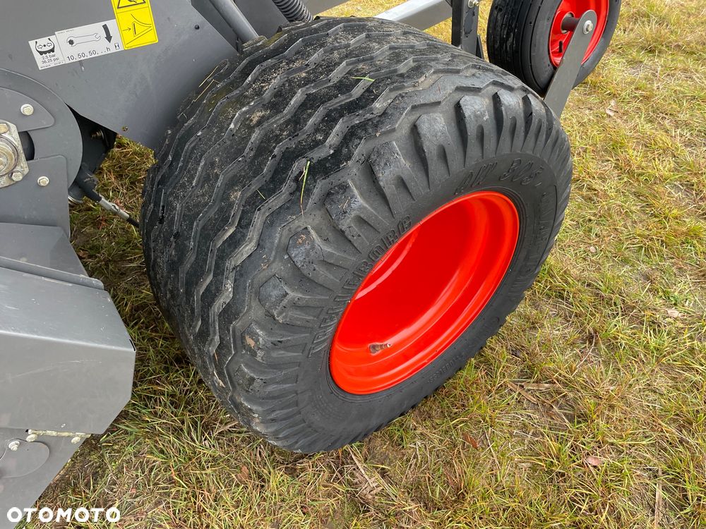 Claas Variant 460 RF - 16