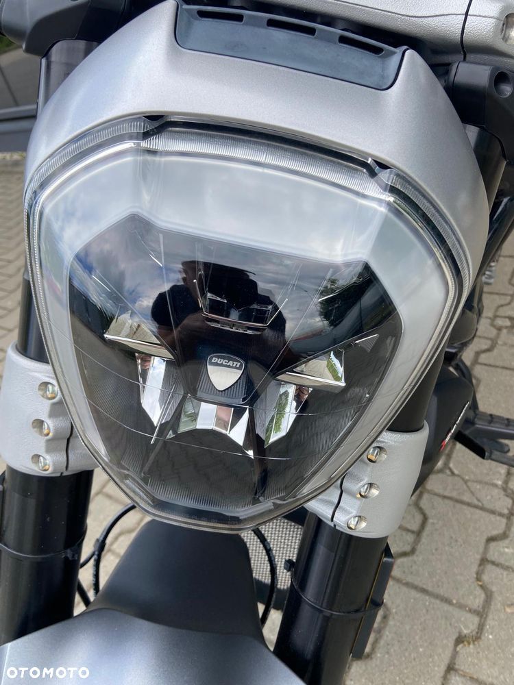 Ducati Diavel - 4