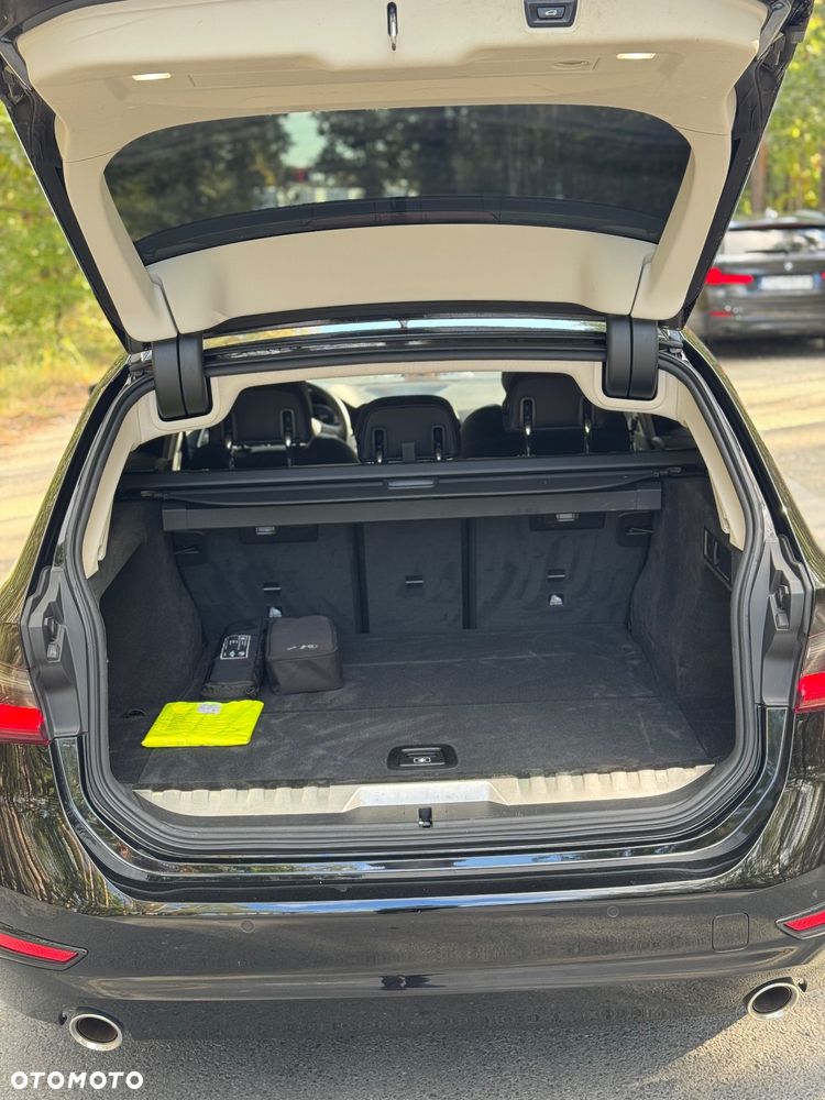 BMW Seria 3 330e Advantage sport - 20