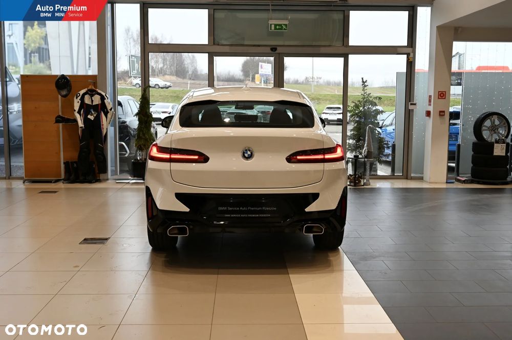 BMW X4 xDrive20d - 14
