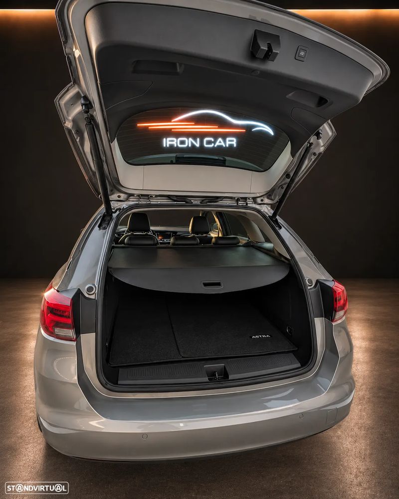 Opel Astra Sports Tourer - 9