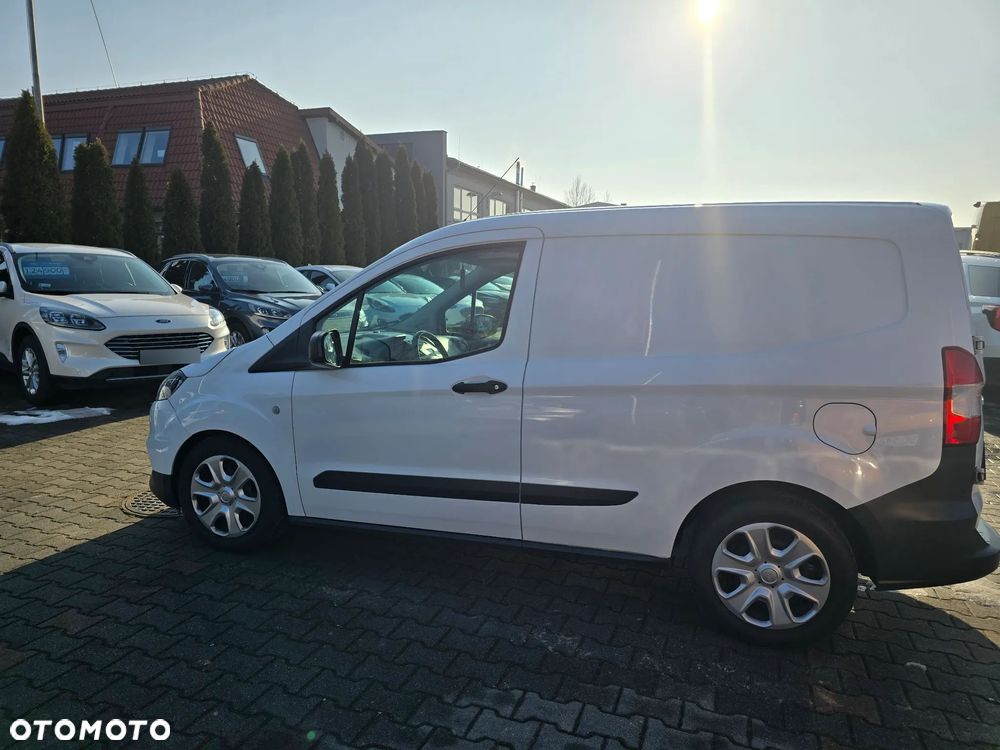 Ford courier - 4