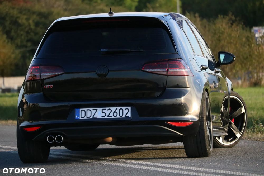 Volkswagen Golf 2.0 TDI BMT GTD DSG - 27