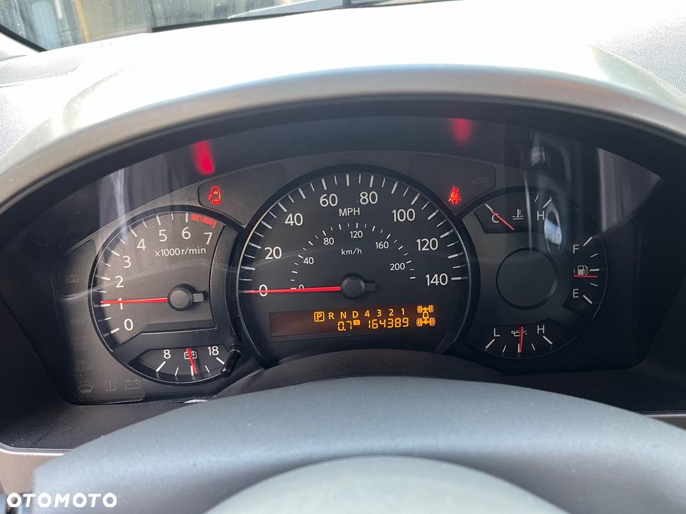 Nissan Armada 2006