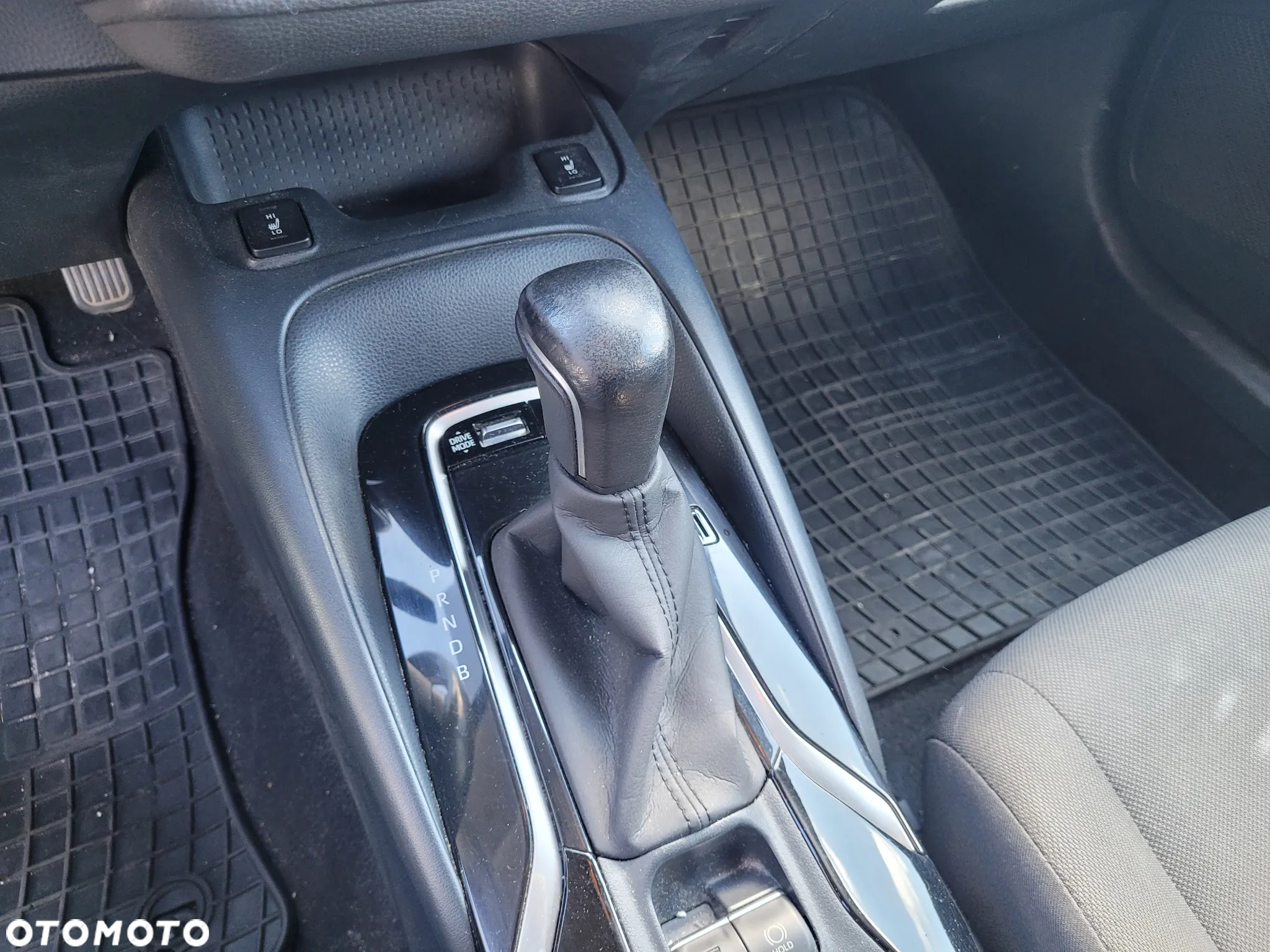 Toyota Corolla - 11