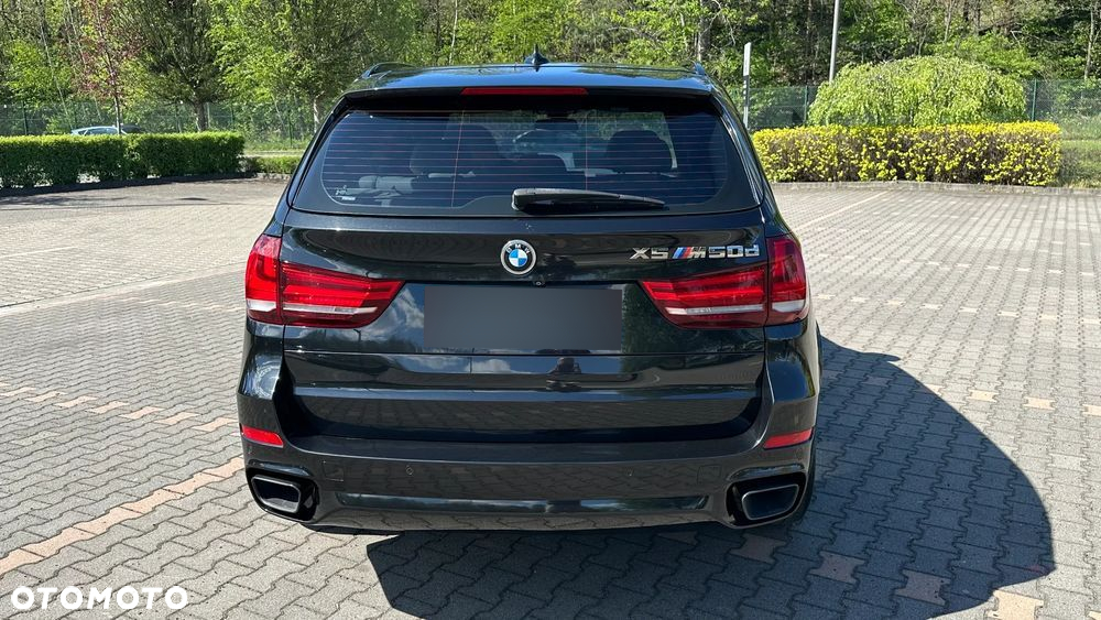 BMW X5 M M50d - 12