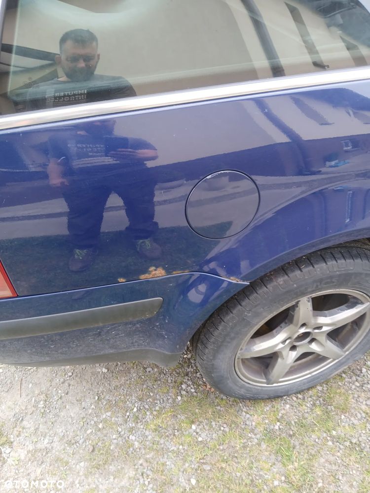 Volkswagen Passat - 11