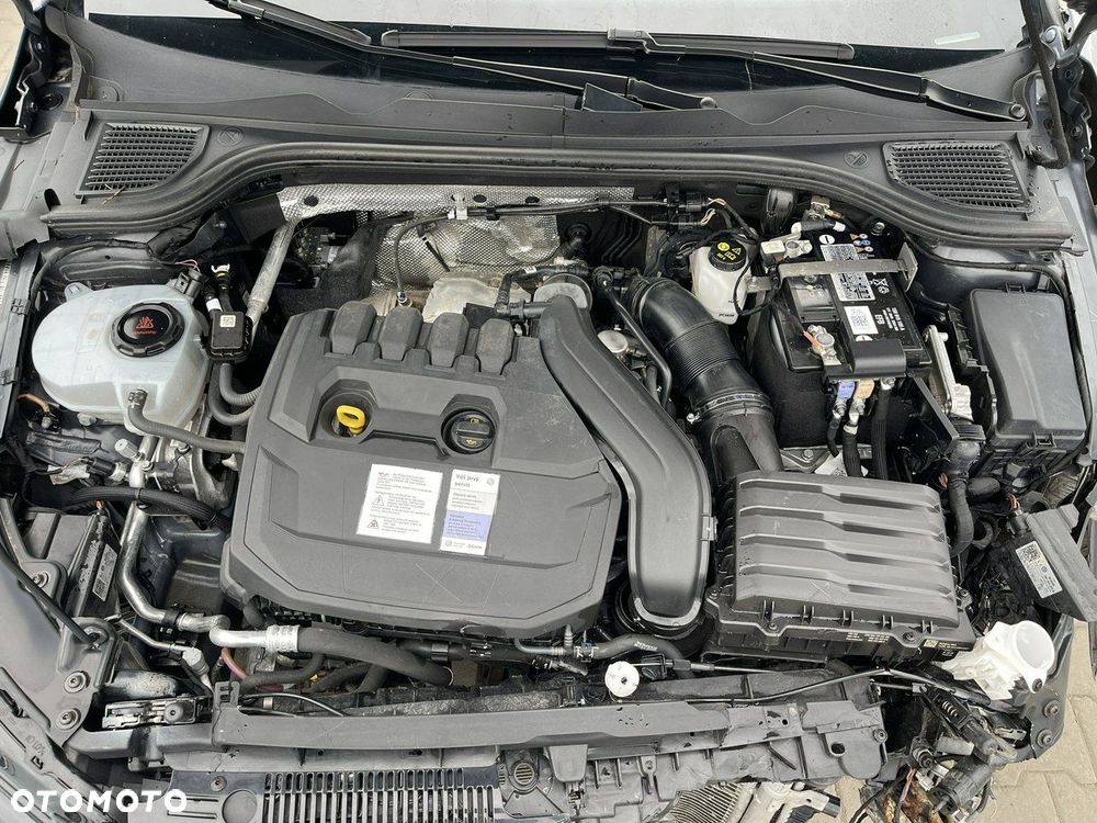 Volkswagen Golf 1.5 eTSI OPF DSG Life - 16