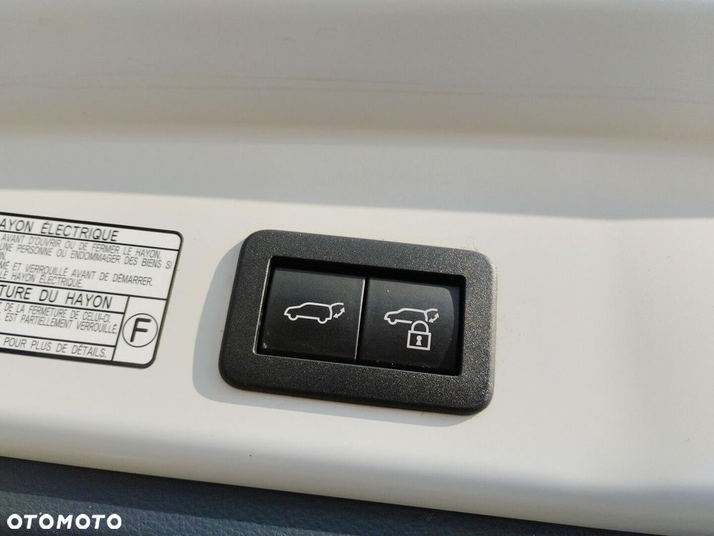 Toyota Corolla Cross - 27