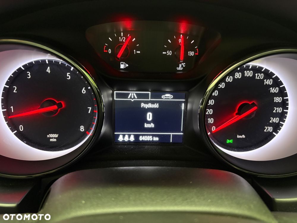 Opel Astra 1.4 Turbo Business - 29