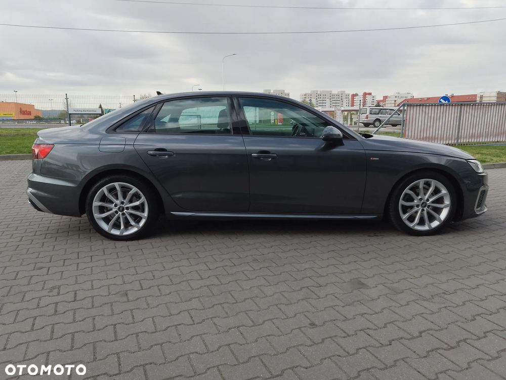 Audi A4 Limousine 35 TFSI mHEV S Line S tronic - 4