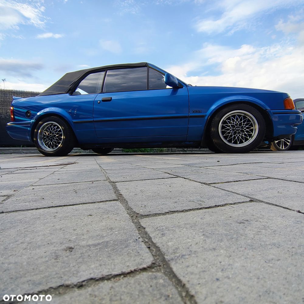 Ford Escort - 4