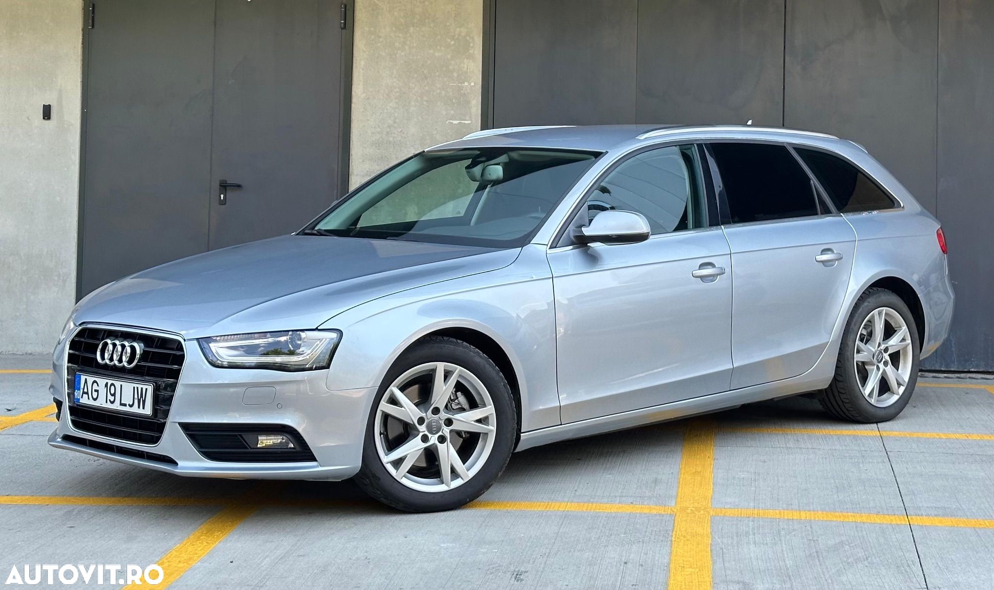 Audi A4 Avant 2.0 TDI DPF multitronic S line Sportpaket - 1