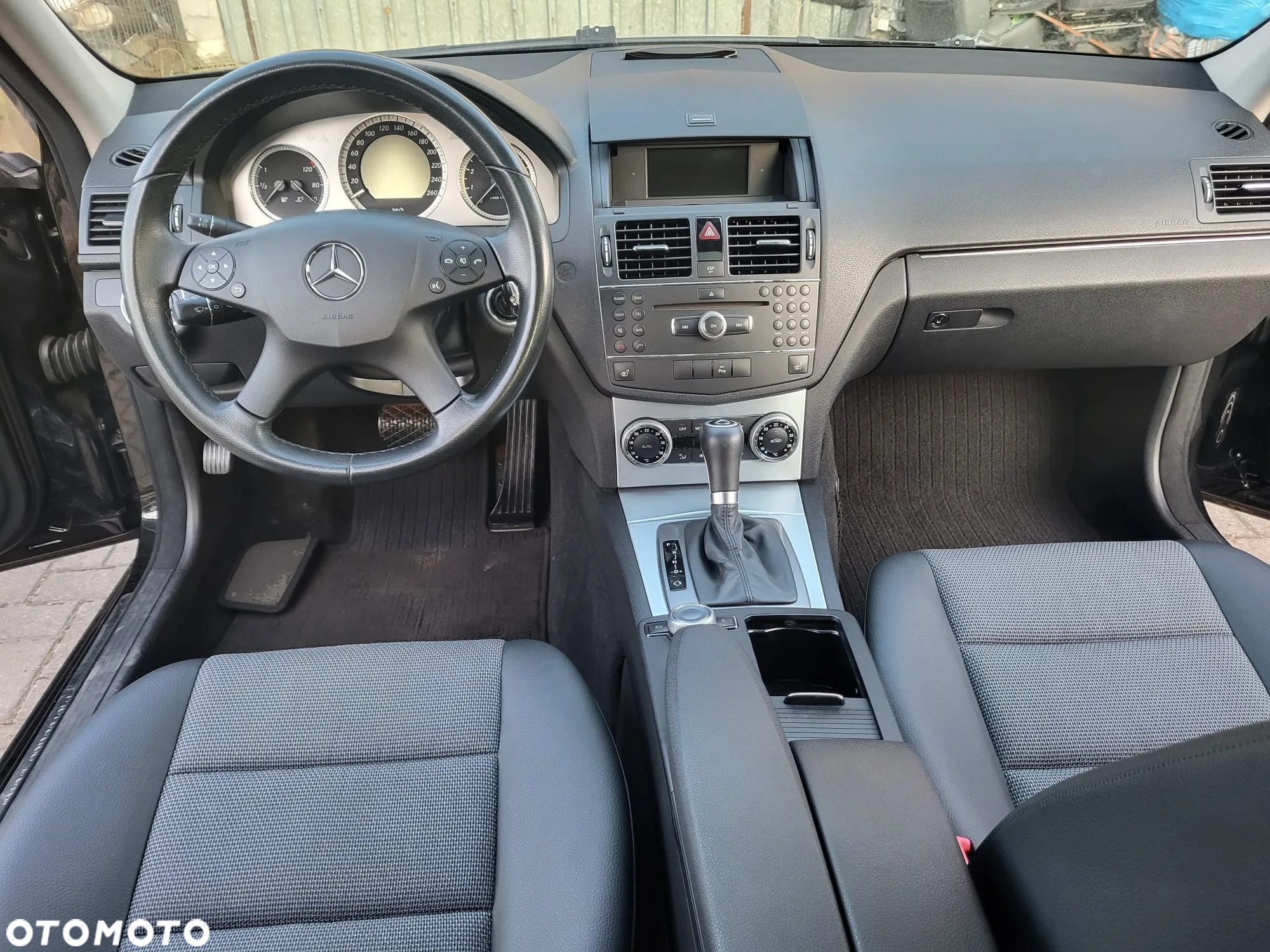 Mercedes-Benz Klasa C 180 T Kompressor Automatik Avantgarde - 12