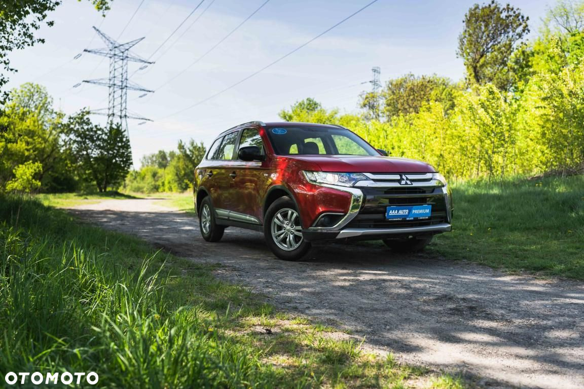 Mitsubishi Outlander - 4