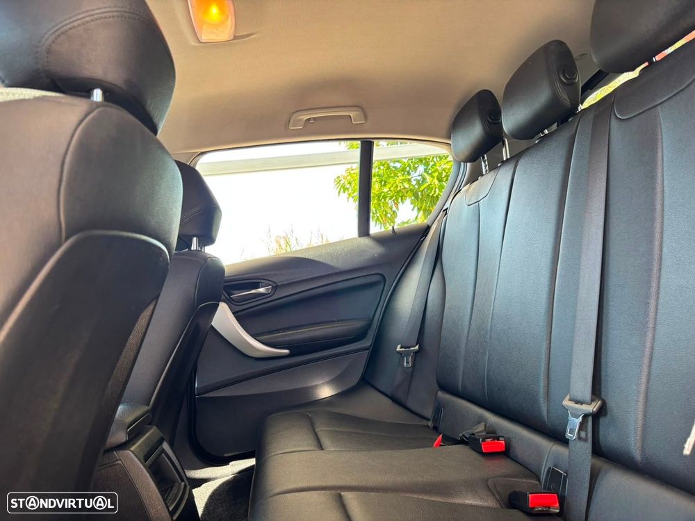 BMW 116 d EDynamics Line Sport - 38