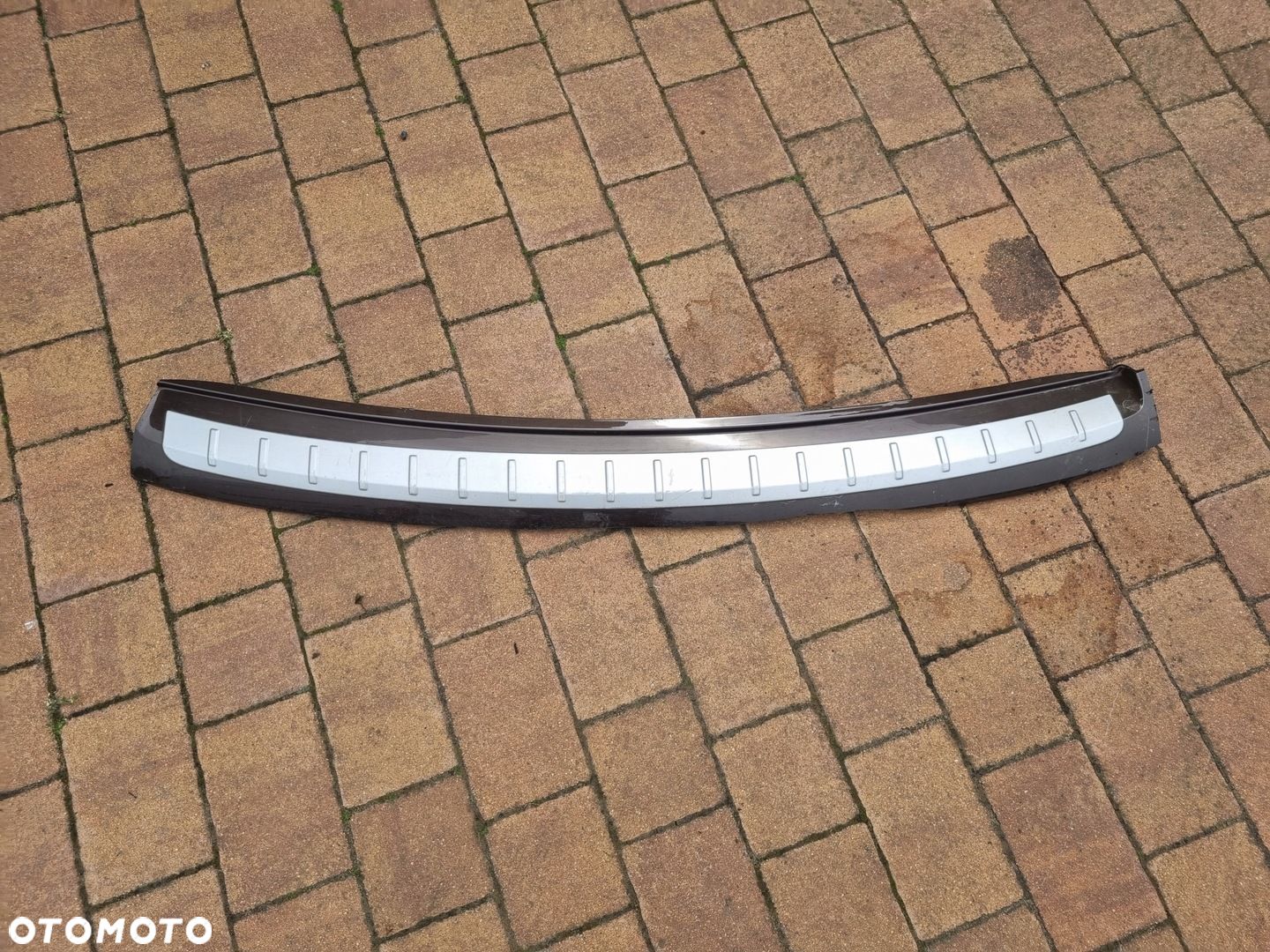 vw caddy lift 15- 2K5 zderzak tył listwa ozdobna - 1