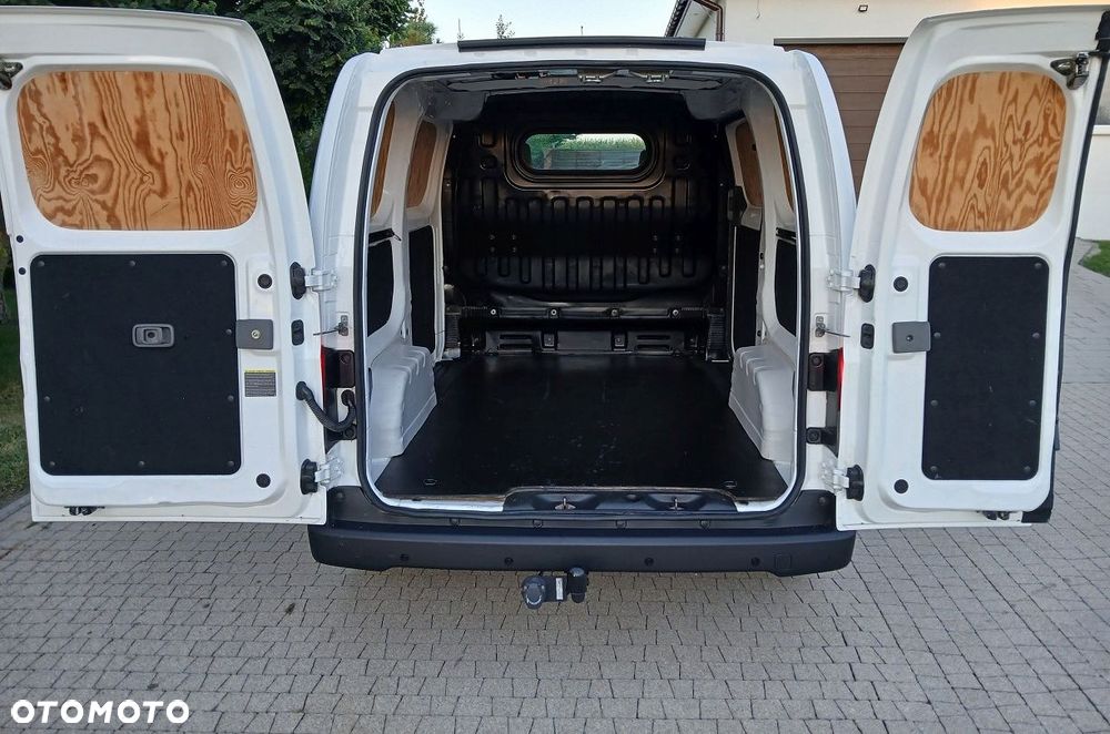 Nissan NV200 - 9