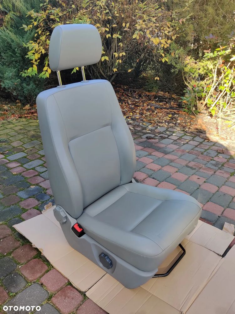 Fotel Kierowcy / Pasażera Skaj VW Transporter T5 T6 AIRBAG - 1