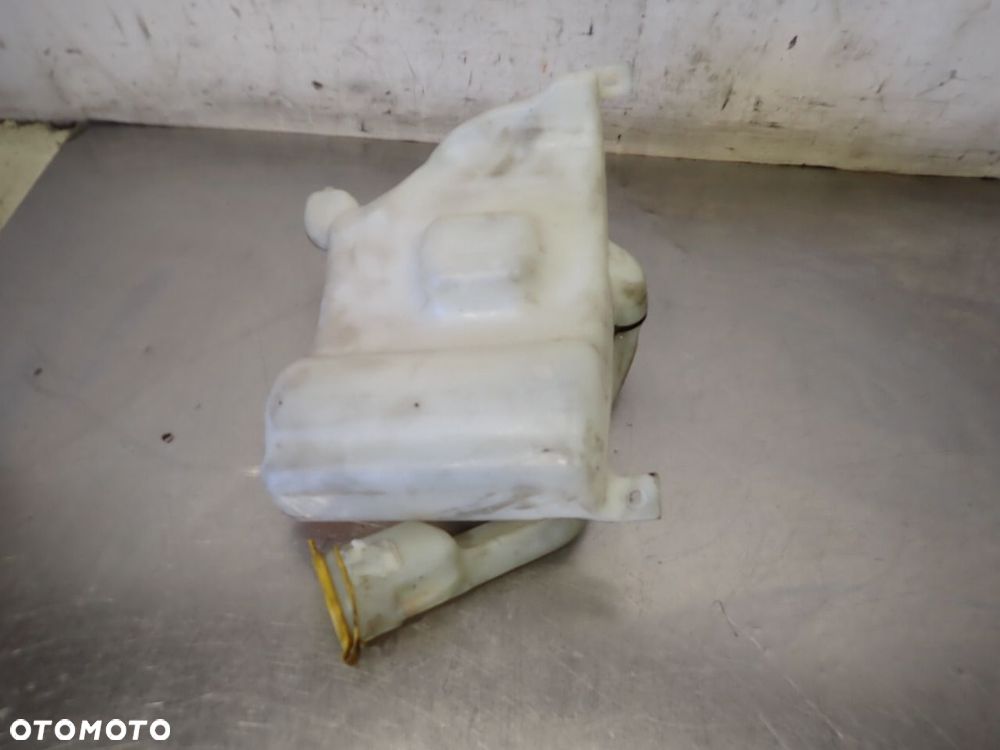ZBIORNICZEK SPRYSKIWACZY MERCEDES-BENZ W203  2038600017 - 2