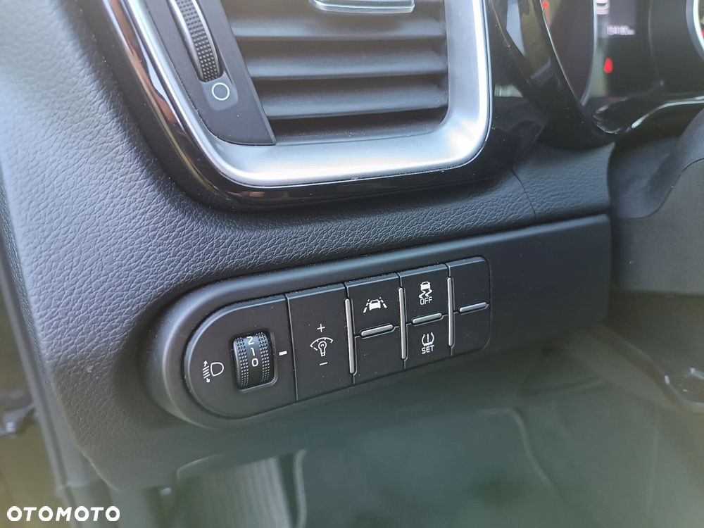 Kia Ceed 1.6 CRDi Eco-Dynamics+ (48V Mild-Hybrid) Vision - 29