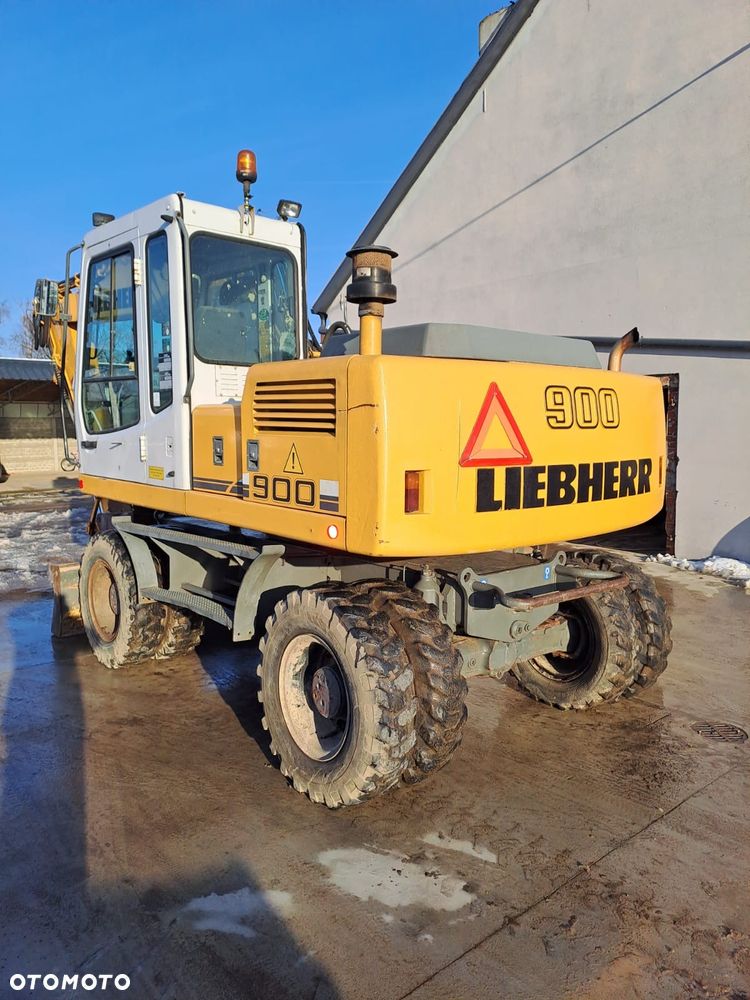 Liebherr A900B Litronic - 13