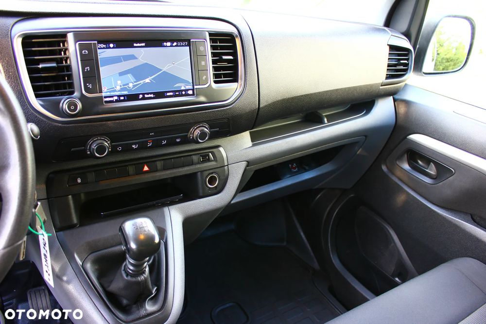Peugeot EXPERT 2.0 122KM L3H1 BRYGADÓWKA 6 OSÓB LONG NAVIGACJA MAŁY PRZEBIEG 42 TYŚ KM  FV23% - 30