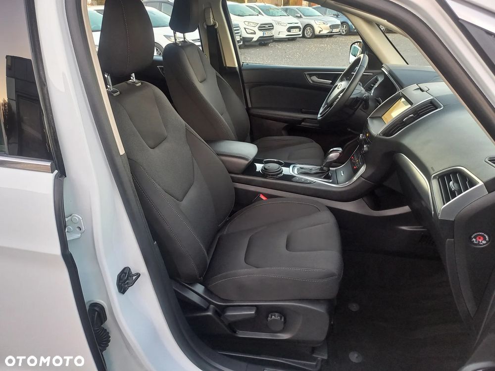 Ford Mondeo 2.0 TDCi Titanium PowerShift - 17