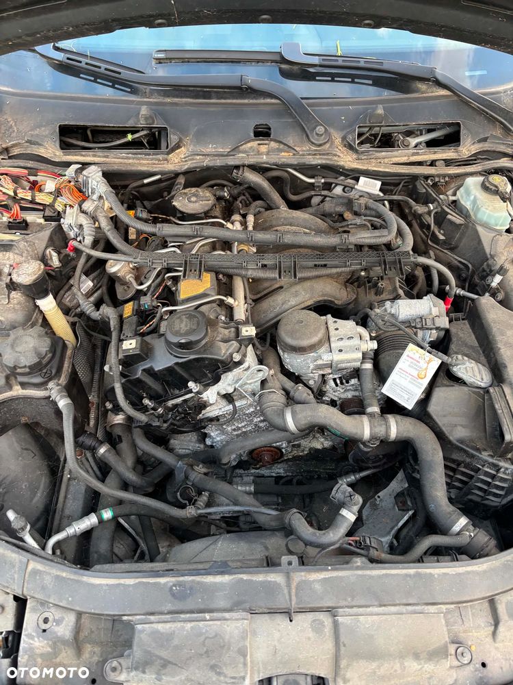 BMW Seria 3 318i - 3