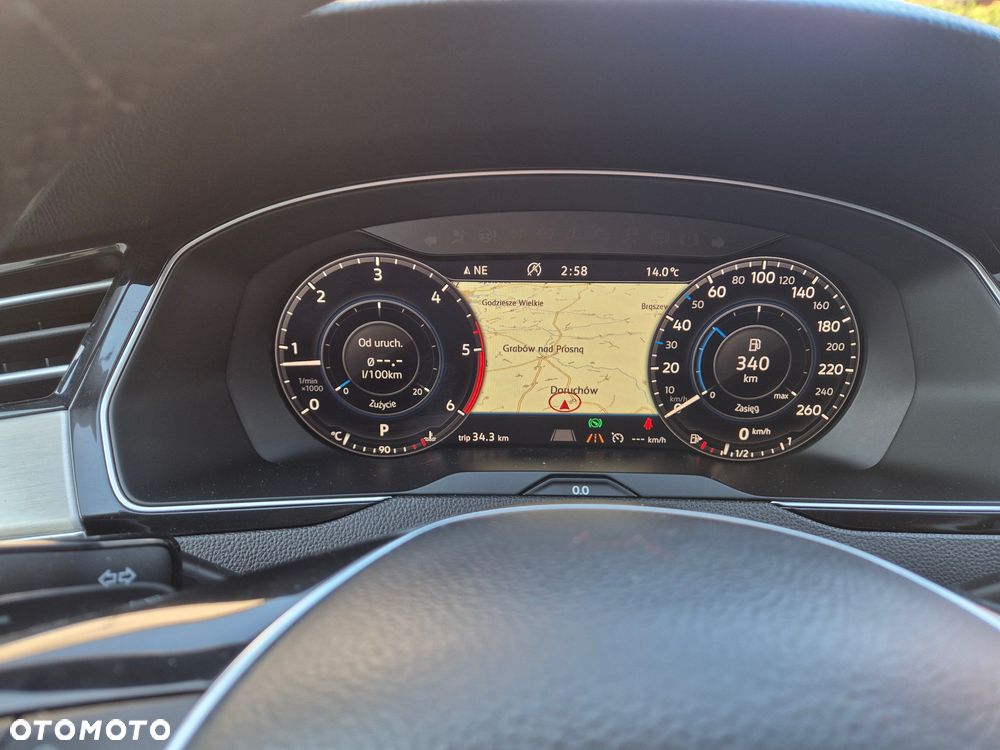 Volkswagen Passat 2.0 TDI SCR DSG Comfortline - 14